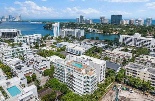 Luxury Condo with Rooftop Pool - 5-Min to Beach - Foto 65