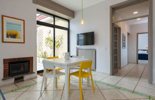 Bright Rooftop by Napoliapartments - Foto 45