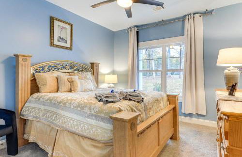 Gather, Play and Unwind! Modern Locust Grove Home - Foto 17