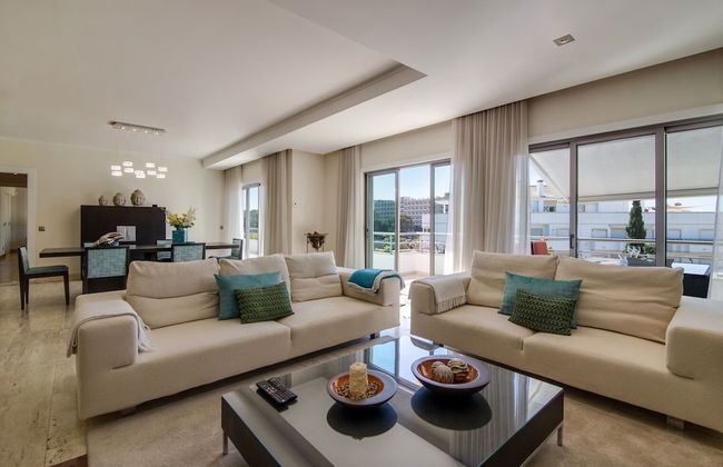 Luxury Penthouse 3 Bedrooms Olhos de Água - Photo 18