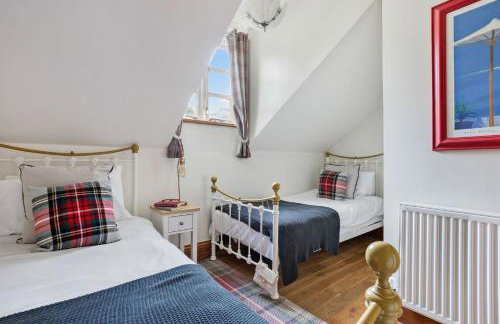 Beryas Cottage - Fireplace - Free Parking & WiFi - Pet Allowed - Foto 19