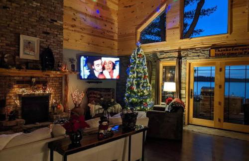 Cozy Home, Hot Tub, Dock, Kayaks, Swimming & More! - Photo 34