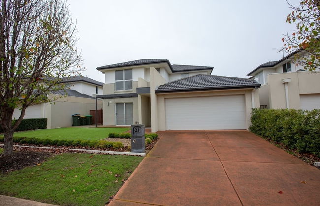 Superb Luxe 5BR House@point Cook Near Lake - Foto 1
