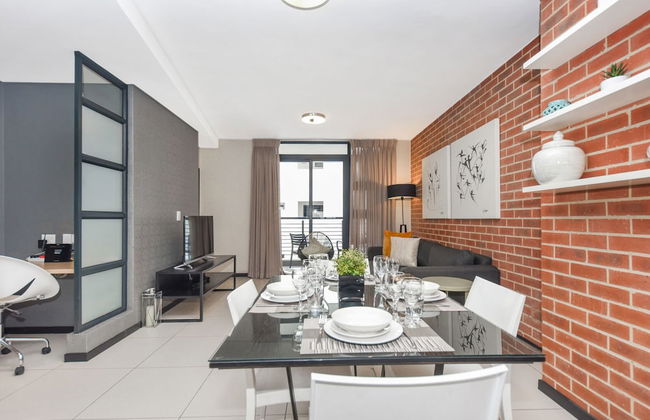 Easy Stay - The Vantage - Photo 1