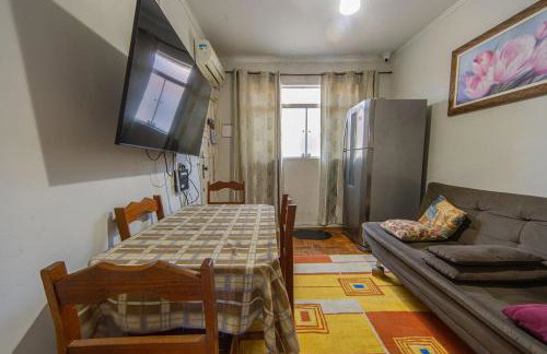 Apto 2 Quarto com Ar Condicionado em Vila Mathias - Foto 7