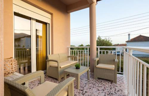 Valira Stathmos Home, Rustic Charm Cottage w Views - Foto 1