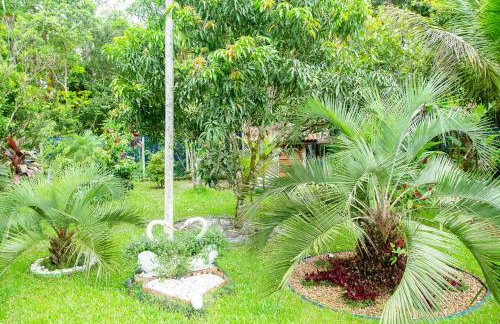 Linda casa com lazer a 500m da praia Guaratuba SP - Foto 48