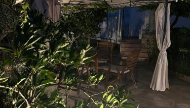 Apartments Irena - Foto 3, Garden, Garden view