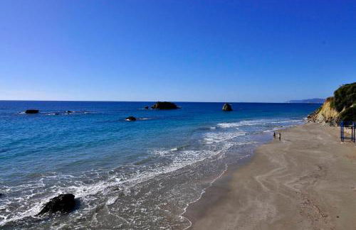 Corfu Travel Stories Villa, Private Pool - Stunning Sea Views - Accessible - 4 Bedrooms - Foto 39