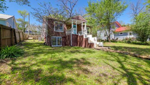 Fayetteville Retreat with Yard - Walk to Campus! - Foto 3