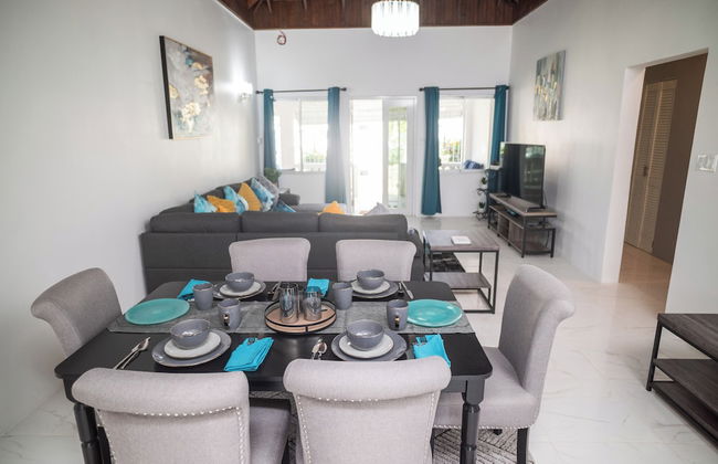 RVR Rentals - Photo 7