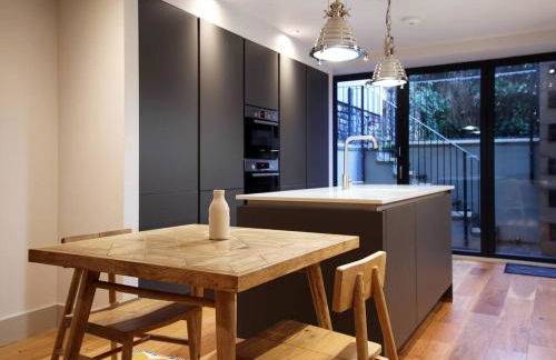 Stylish 2 bedroom self-contained apartment in the heart of Clifton Village - Foto 6