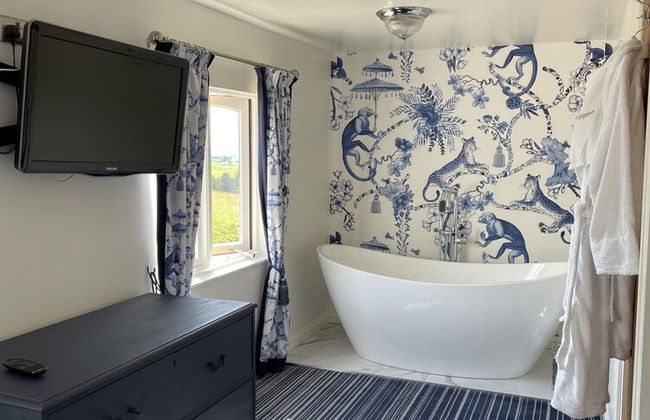 Cosy Lodge With Private Hot Tub in Tottergill Farm - Foto 16