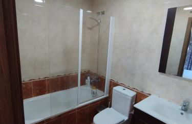 Adosado Centro Urbano 3 Dorm Patio Terraza Wi-fi Puente Genil 1-6 Huésped - Foto 17