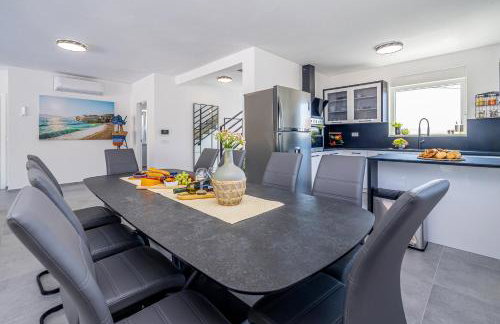 Vila KATHARINA s privatnim bazenom - Foto 13