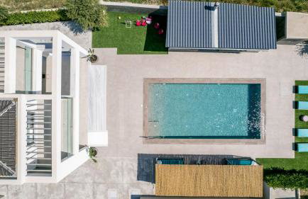 Antonia Villa - Luxurious Serenity with Private Pool, by ZanteWize - Foto 36