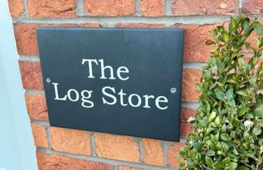 The Log Store - Photo 4