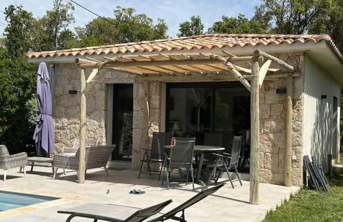 Villa Ucellu sur 600 m2 avec accès mer privilégié et piscine privée chauffée - Foto 4