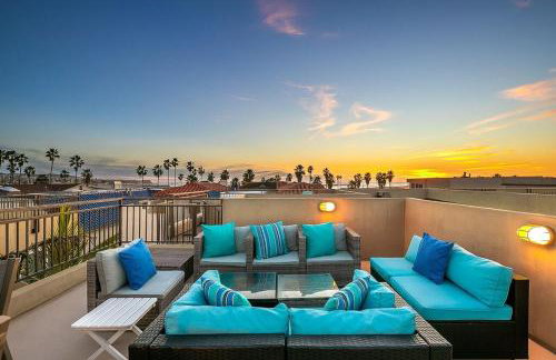 Stunning South Mission Home with Private Rooftop & Ocean Views! - Foto 29