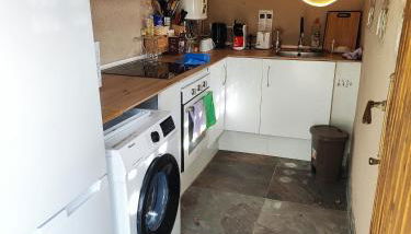 AAA View Private Terrace Outdoor Heated Hot Tub Family Fun - Photo 3, stove