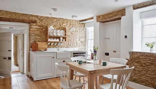Artisan Cottage, Historic Stay Near Bath, Castle Coombe & Lacock - Foto 2, stove, pet friendly, minibar