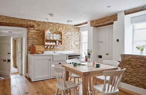 Artisan Cottage, Historic Stay Near Bath, Castle Coombe & Lacock - Foto 2