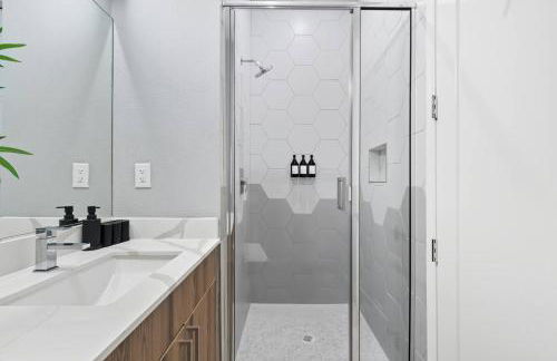 Best View of Dallas Skyline, Modern Luxe APT - Foto 25