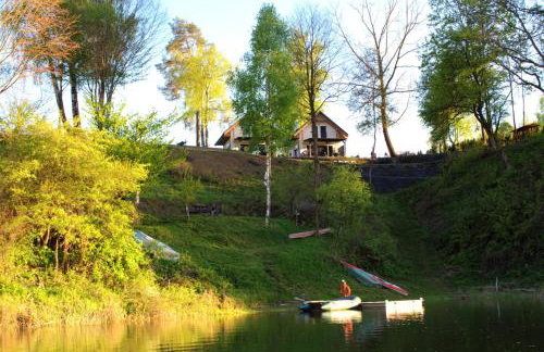 Brama Sanu - z prywatną linią brzegową Jeziora Solińskiego - pomosty - pontony - basen sezonowy - Foto 60