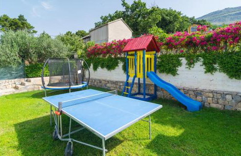 Three-Bedroom Apartment In Srinjine - Photo 15