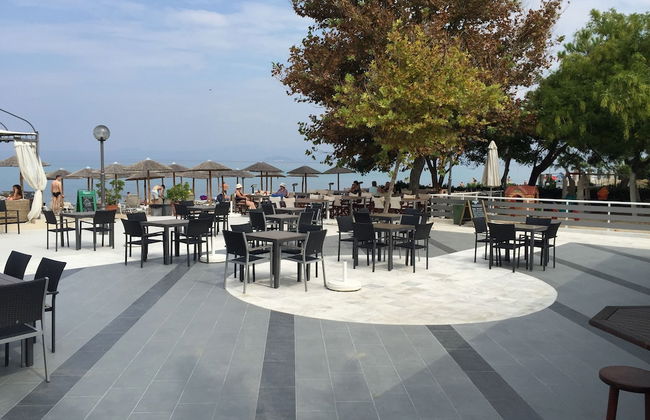 Naias Beach Hotel - Foto 32