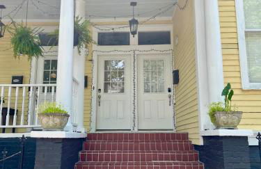 Victorian Home on Duffy Street - Foto 1