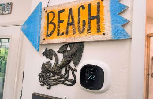 2 bedroom bungalow with hot tub - Photo 79