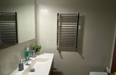 HomeOffice with Church Views - Foto 54