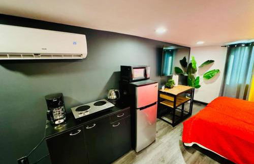 New Tiny Home Uptown Phoenix (Unit E) - Foto 7