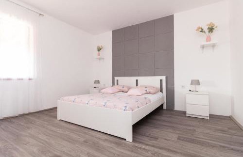 House Jasmin with large garden - by TA Leut Agency - Foto 30