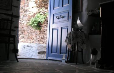 3-level doll house in Kea Ioulida/Chora, Cyclades - Foto 7