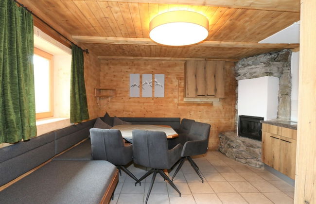 New Holiday Home on the Alm With Terrace and Balcony - Foto 20