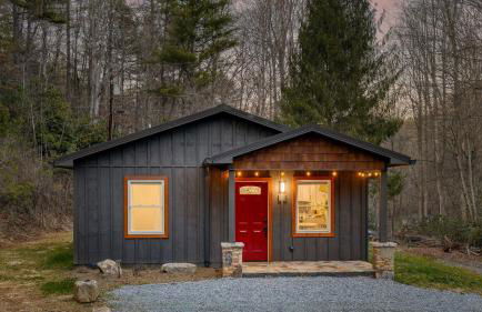 Bears Place by Avantstay Cozy Mountain Cabin in Brevard + Firepit - Foto 27