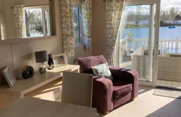 Haggerston Lola the Lodge and Betty the Van - Foto 8