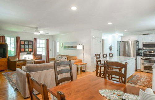 Home w outdoor spaces near Long Pond - Foto 11