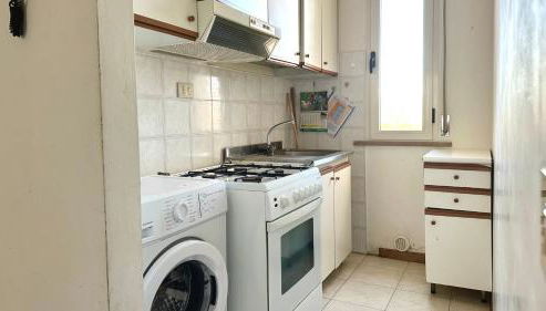 F003 - Fano, comodo trilocale vicino al mare - Foto 5