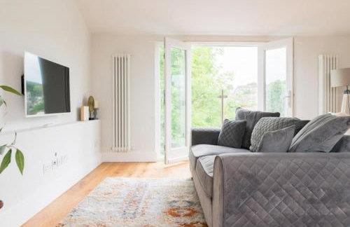 Contemporary 2 Bed Loft Honor Oak, London Apt - Photo 20