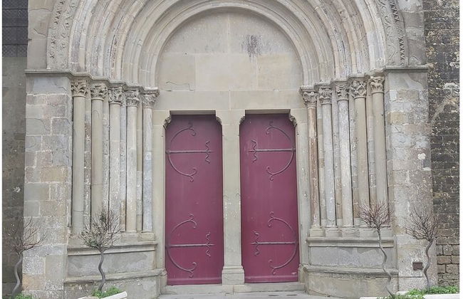 Un recorrido autoguiado por la antigua basílica de Carcasona - Foto 9