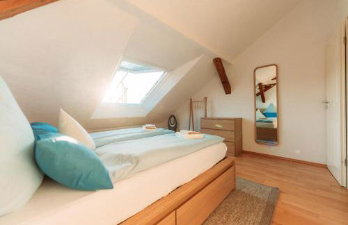 Spacious Penthouse with AC and Free Parking Steps Away From the Central Station - Foto 37