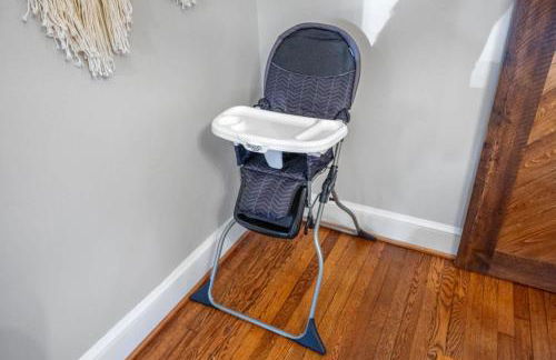 Stylish Durham Retreat - Walkable Sleeps 6 - Foto 29