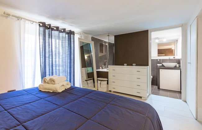 Cool Flat at Via dei Mille by Napoliapartments - Foto 8