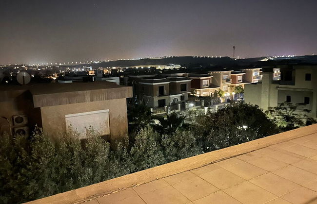 standalone villa New Giza with pool - Foto 39