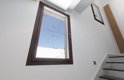 BiBo Suites Real Chancilleria - Photo 51