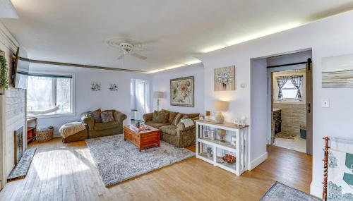 Quiet Manistee Home with Patio Less Than 1 Mi to Beaches! - Foto 4