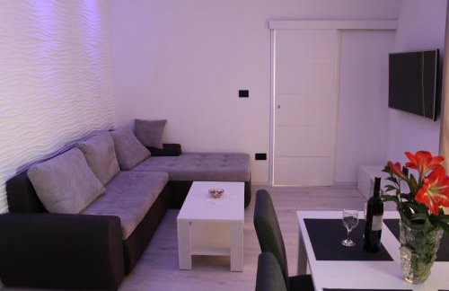 Holiday Apartment Lira jacuzzi - sea view- terrace - Foto 16